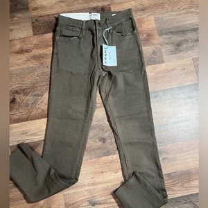 NWT Frame Le‎ High Skinny Army Green Pants- 25